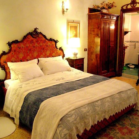 B&B Atmosfere Del Centro Storico Nápoly Kültér fotó