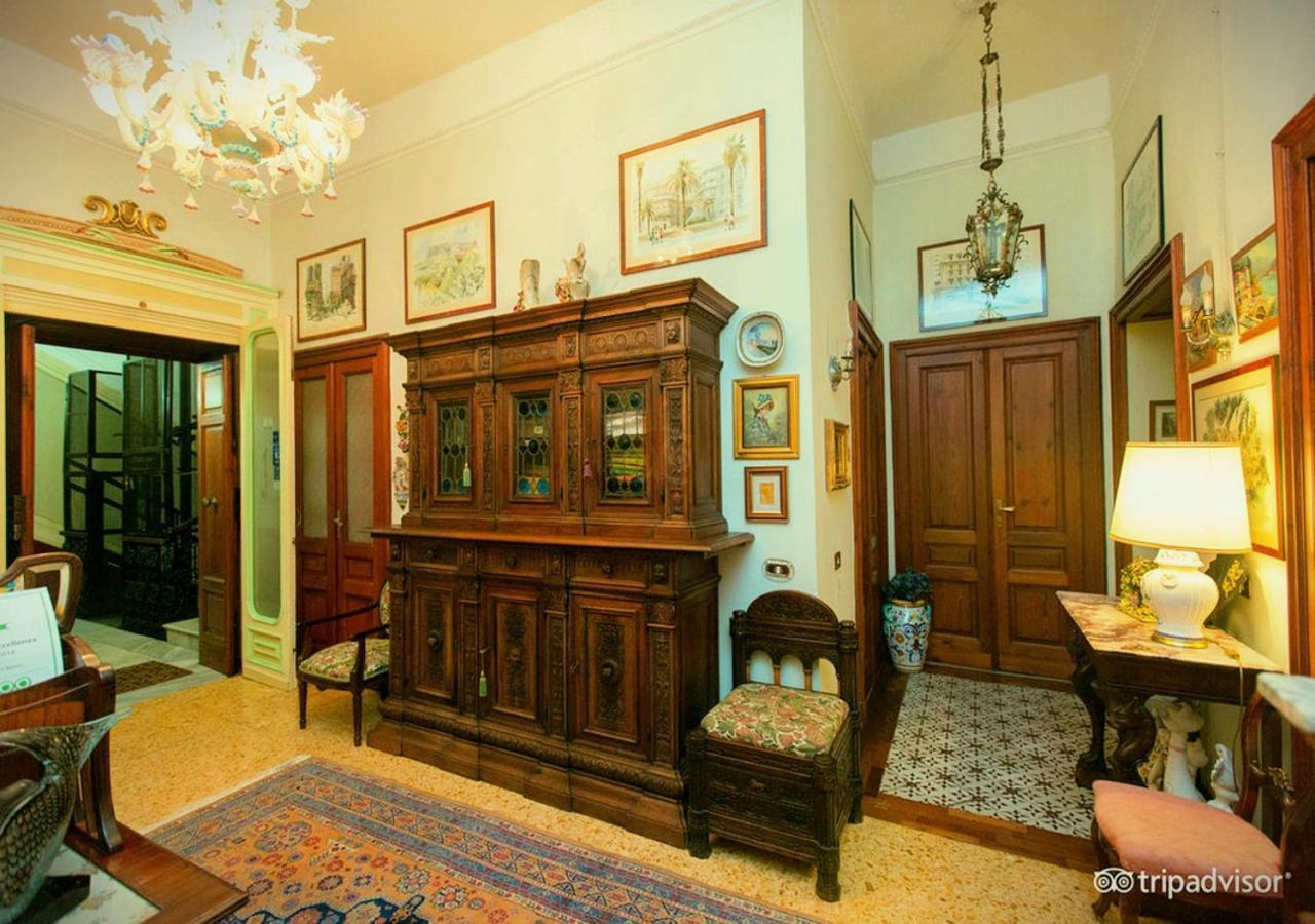 B&B Atmosfere Del Centro Storico Nápoly Kültér fotó