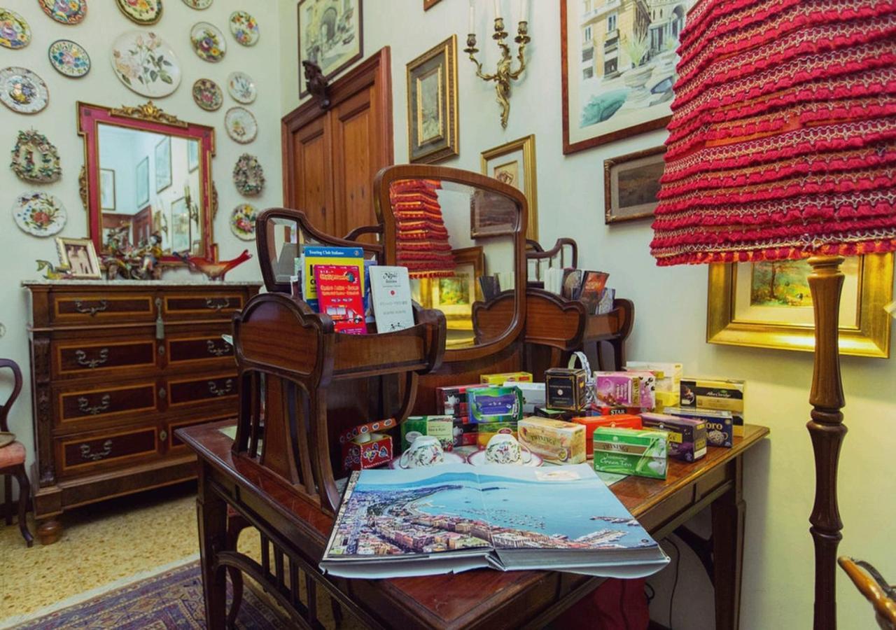 B&B Atmosfere Del Centro Storico Nápoly Kültér fotó