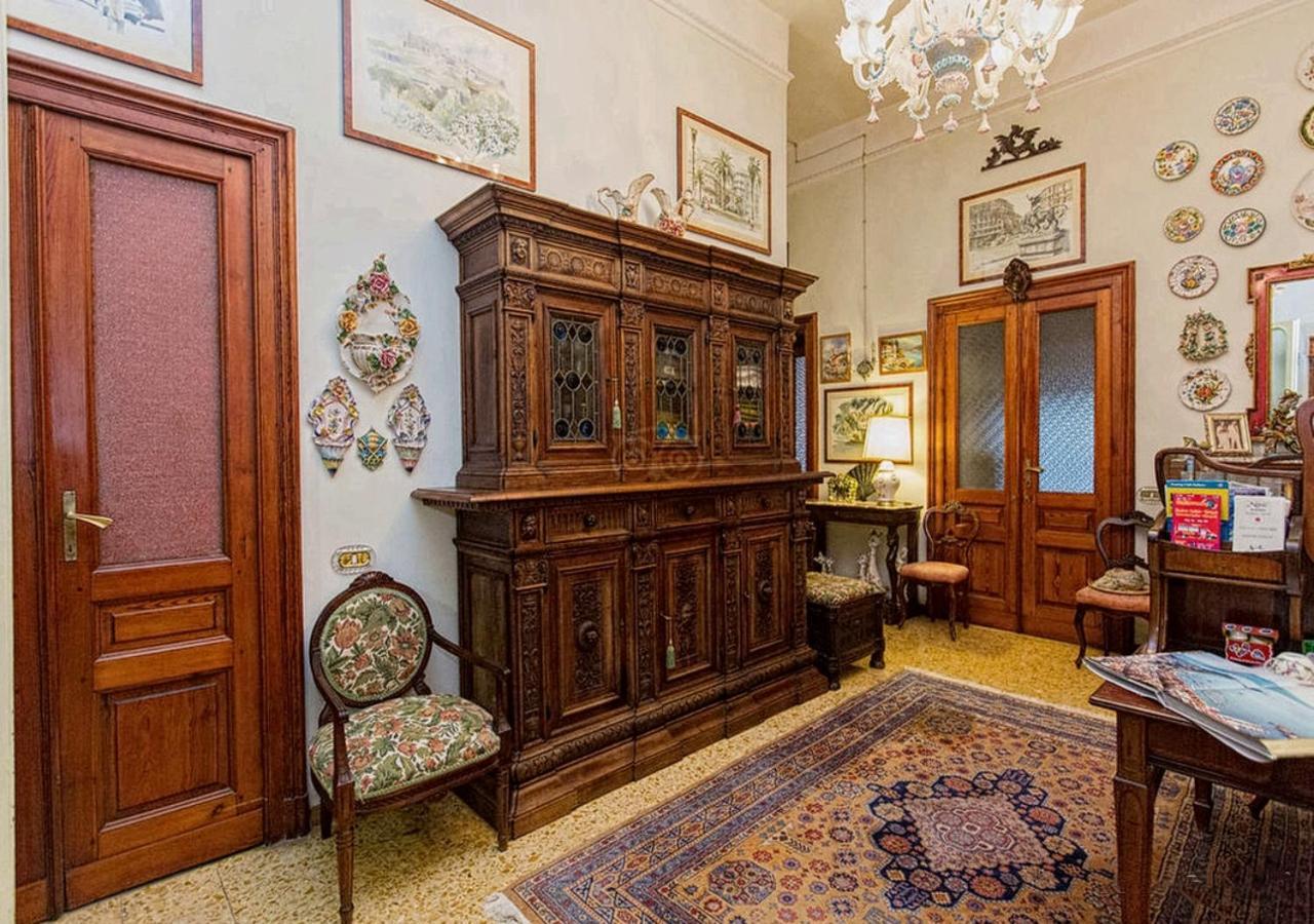 B&B Atmosfere Del Centro Storico Nápoly Kültér fotó