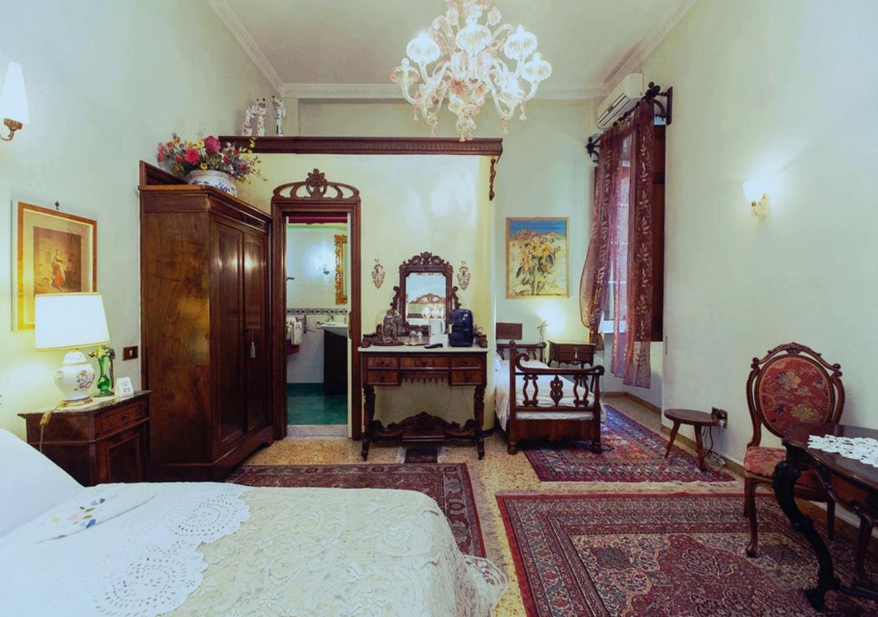 B&B Atmosfere Del Centro Storico Nápoly Kültér fotó