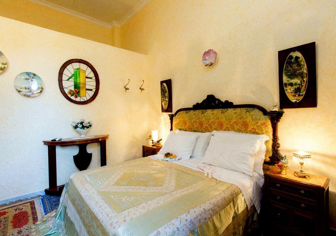 B&B Atmosfere Del Centro Storico Nápoly Kültér fotó