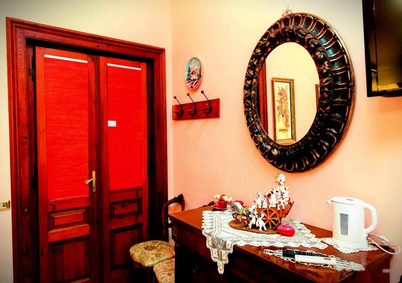 B&B Atmosfere Del Centro Storico Nápoly Kültér fotó