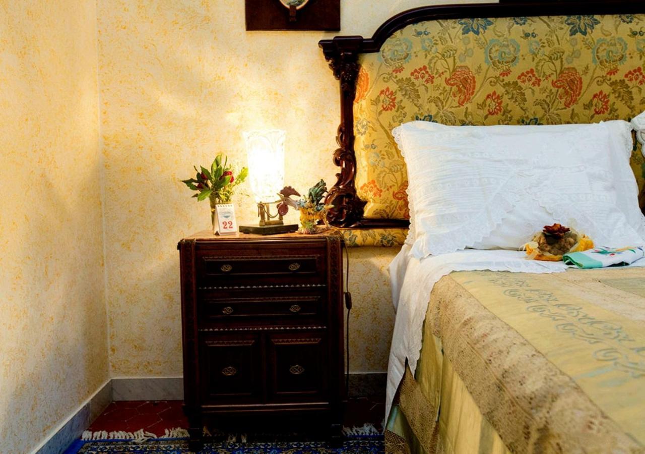 B&B Atmosfere Del Centro Storico Nápoly Kültér fotó