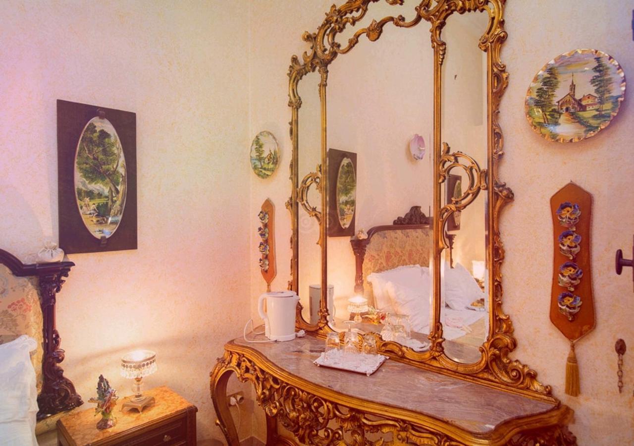 B&B Atmosfere Del Centro Storico Nápoly Kültér fotó