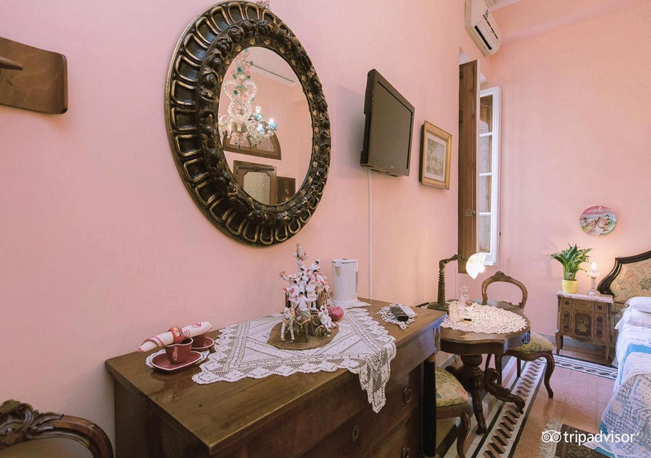 B&B Atmosfere Del Centro Storico Nápoly Kültér fotó