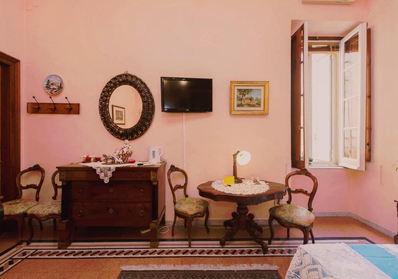 B&B Atmosfere Del Centro Storico Nápoly Kültér fotó