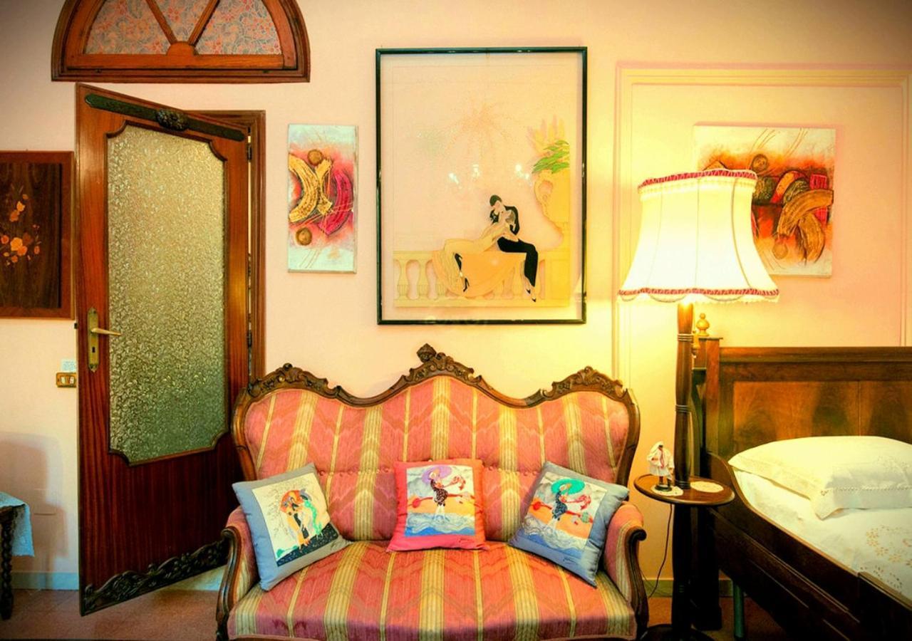 B&B Atmosfere Del Centro Storico Nápoly Kültér fotó