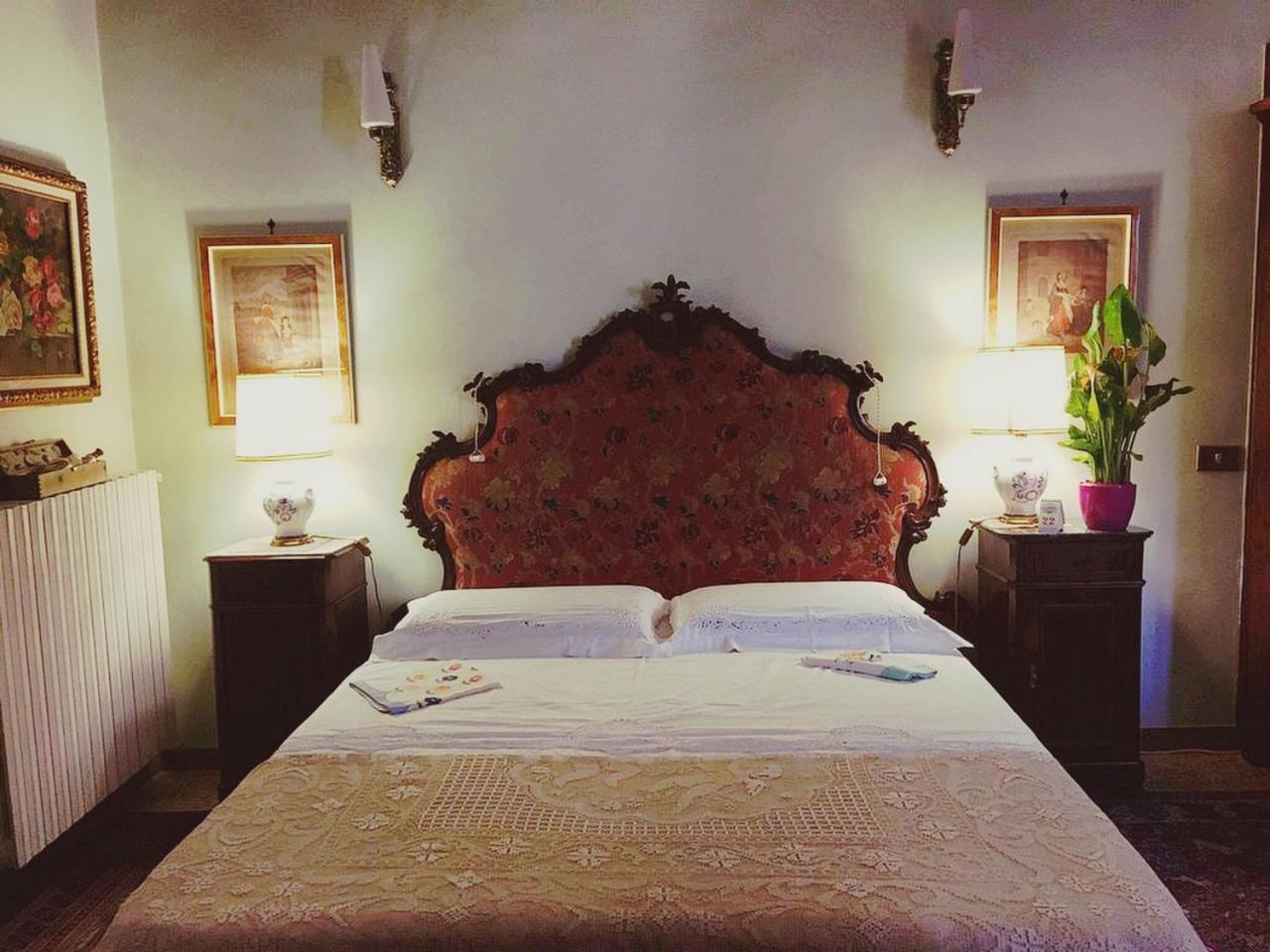 B&B Atmosfere Del Centro Storico Nápoly Szoba fotó